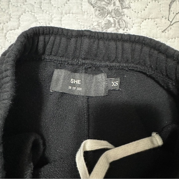 Darc Sport Sweatpants in Black (XS) - Picture 2 of 2